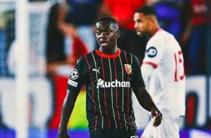 Football Ligue Des Champions UEFA Avec Un Bon Nampalys Mendy Le RC