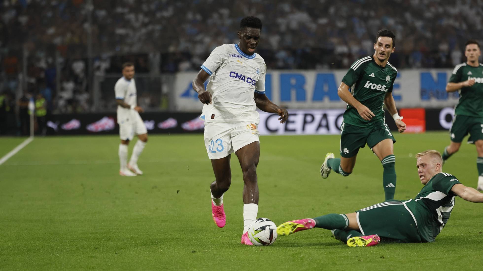 Ligue des champions : désillusion pour l'OM, éliminé aux tirs au but par le  Panathinaïkos